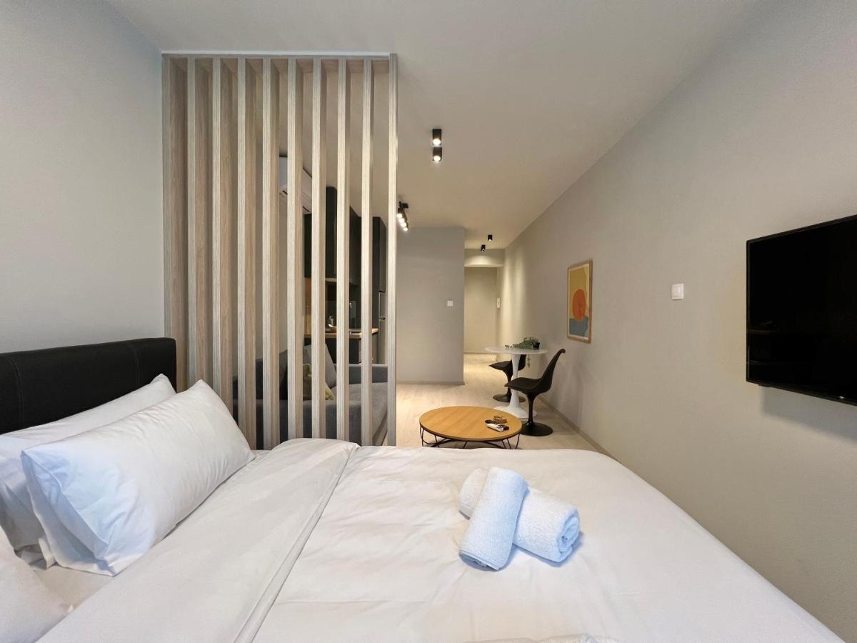 Aura Suite V6 By Halu! Thessaloniki Exterior photo